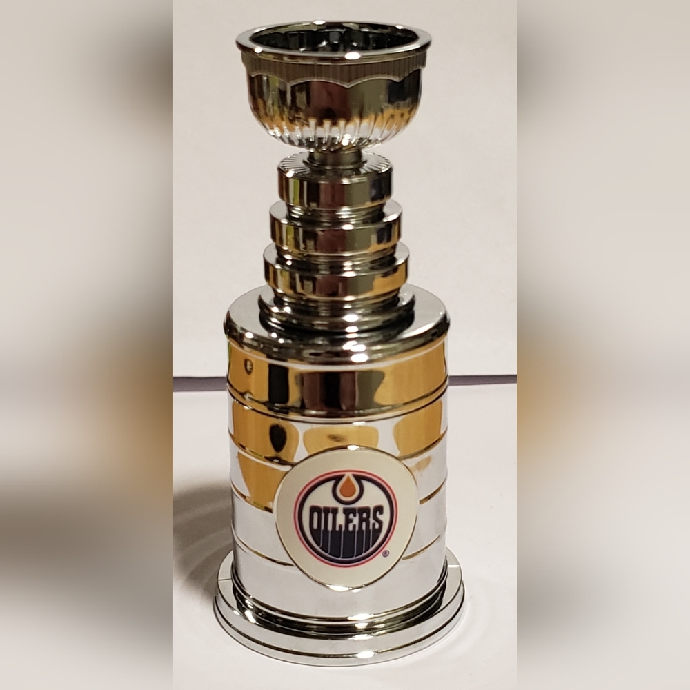 NHL Stanley Cup Mini Edmonton Oilers 2011 With USB Stick 3.5" (9cm)